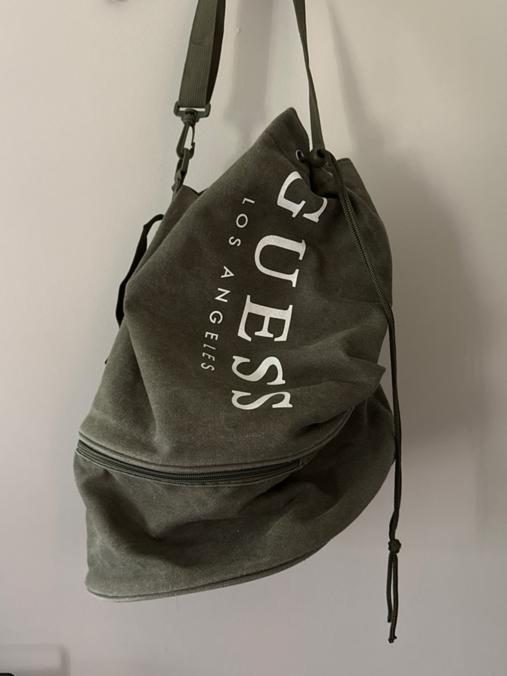 GUESS Los Angeles Men's Olive Green Drawstring Sling Backpack